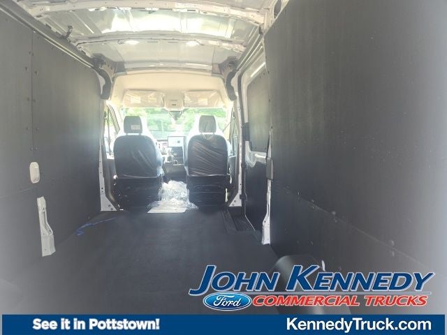 2026 Ford Transit Cargo Van T-250 148 Med Rf 9150 GVWR RWD