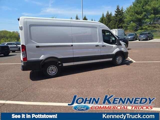 2026 Ford Transit Cargo Van T-250 148 Med Rf 9150 GVWR RWD