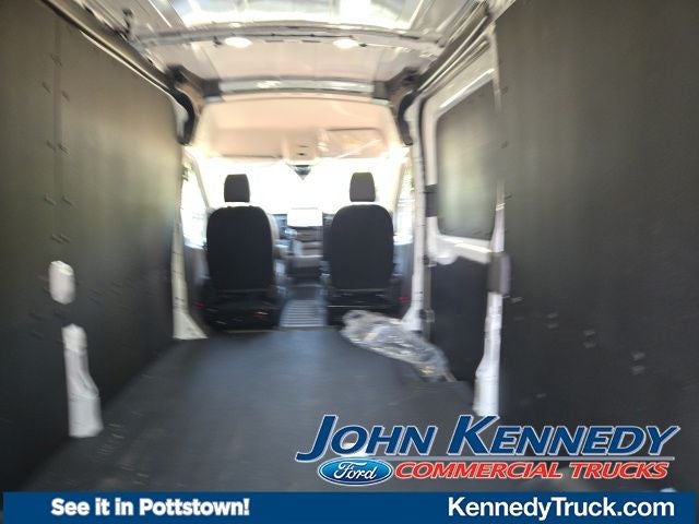 2026 Ford Transit Cargo Van T-250 148 Med Rf 9150 GVWR RWD