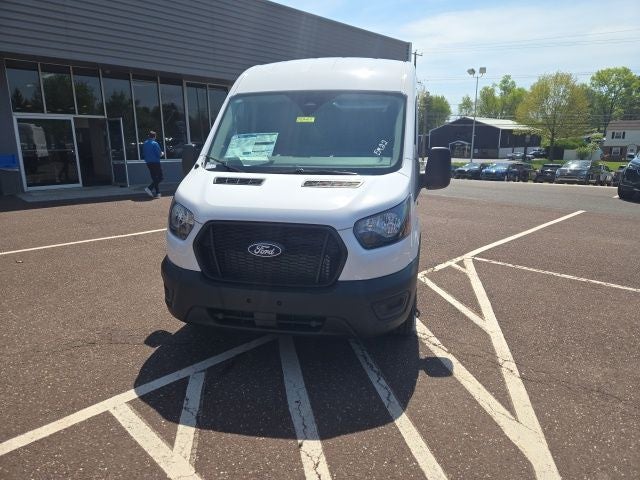 2026 Ford Transit Cargo Van T-250 148 Med Rf 9150 GVWR RWD