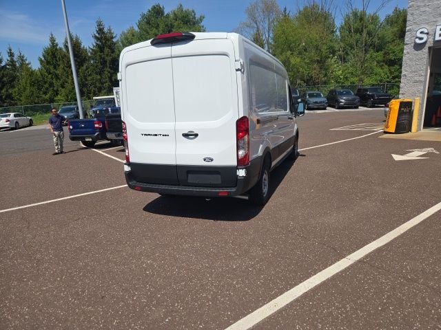 2026 Ford Transit Cargo Van T-250 148 Med Rf 9150 GVWR RWD