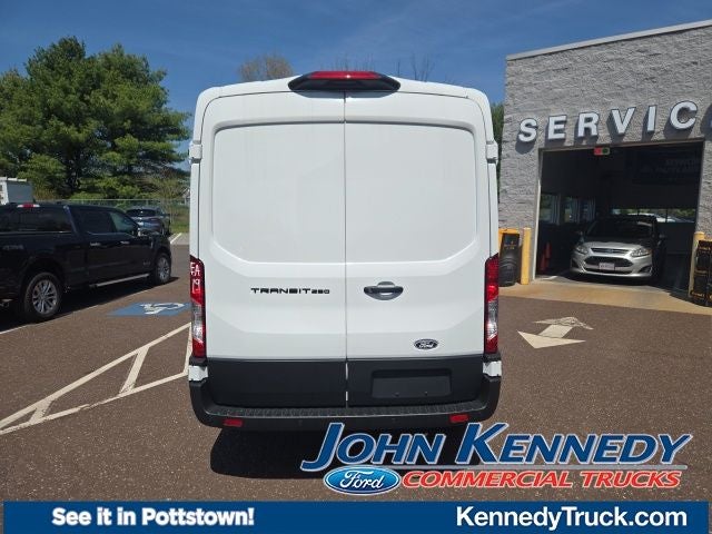 2026 Ford Transit Cargo Van T-250 148 Med Rf 9150 GVWR RWD