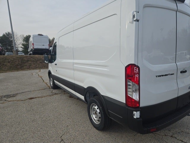 2026 Ford Transit Cargo Van T-250 148 Med Rf 9150 GVWR RWD