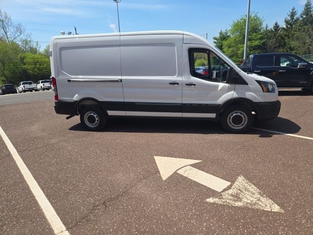 2026 Ford Transit Cargo Van T-250 148 Med Rf 9150 GVWR RWD