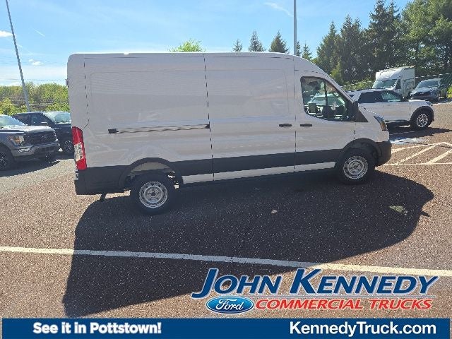 2026 Ford Transit Cargo Van T-250 148 Med Rf 9150 GVWR RWD
