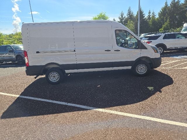 2026 Ford Transit Cargo Van T-250 148 Med Rf 9150 GVWR RWD