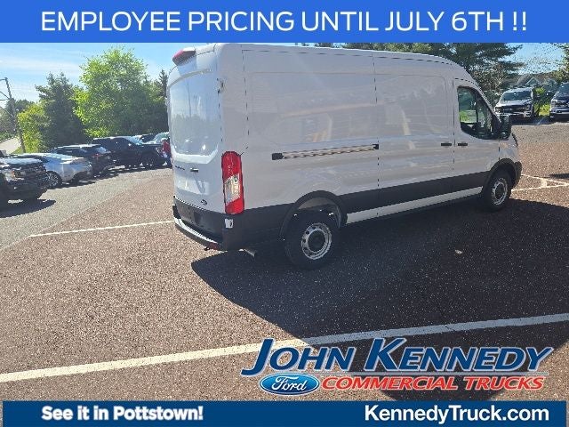 2026 Ford Transit Cargo Van T-250 148 Med Rf 9150 GVWR RWD