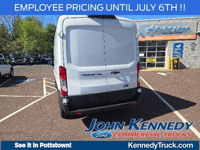 2026 Ford Transit Cargo Van T-250 148 Med Rf 9150 GVWR RWD
