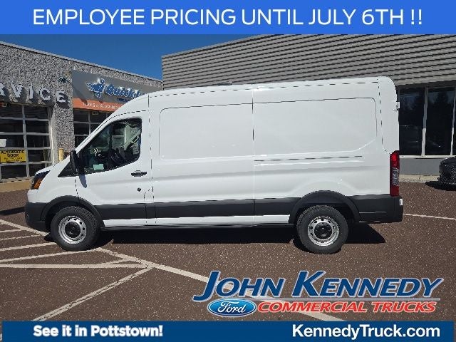 2026 Ford Transit Cargo Van T-250 148 Med Rf 9150 GVWR RWD