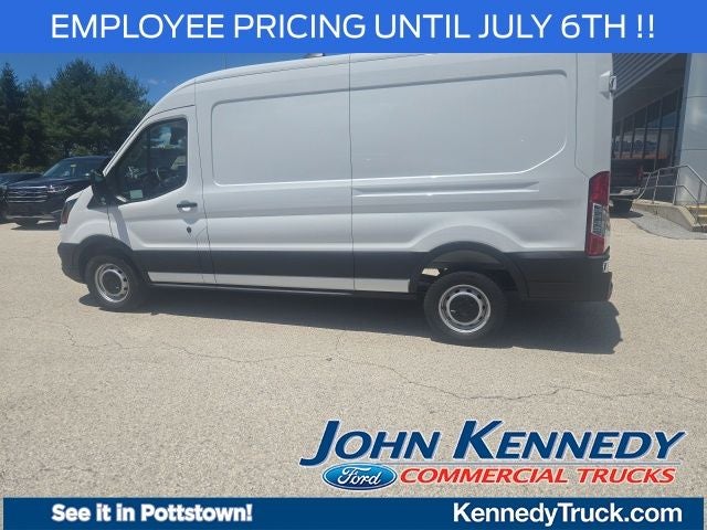 2026 Ford Transit Cargo Van T-250 148 Med Rf 9150 GVWR RWD