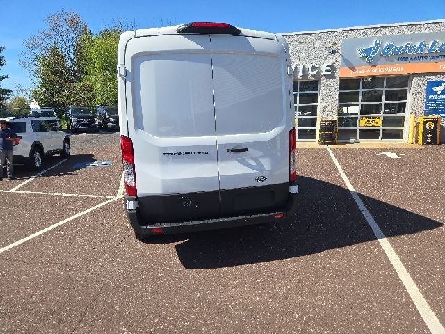 2026 Ford Transit Cargo Van T-250 148 Med Rf 9150 GVWR RWD