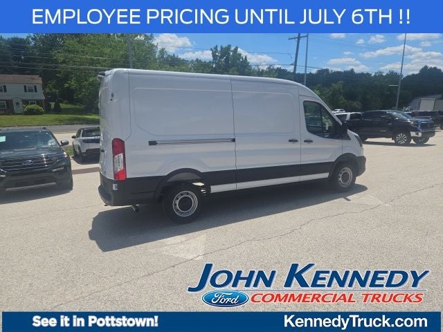 2026 Ford Transit Cargo Van T-250 148 Med Rf 9150 GVWR RWD