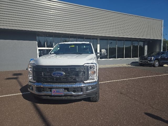 2026 Ford Super Duty F-250 SRW XL 4WD Reg Cab 8' Box