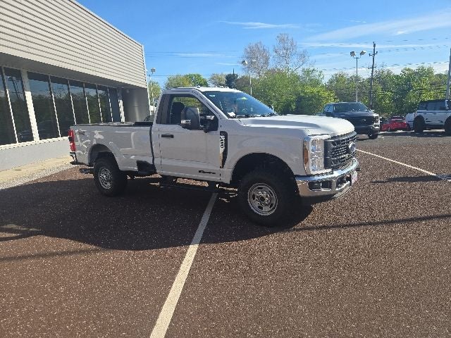 2026 Ford Super Duty F-250 SRW XL 4WD Reg Cab 8' Box