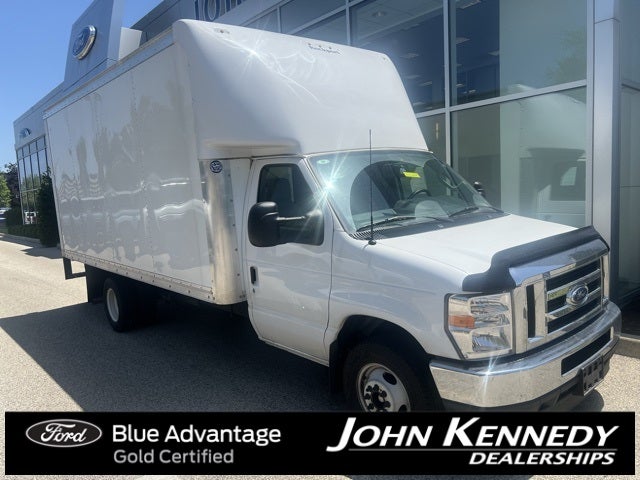 2025 Ford E-350SD Base Cutaway