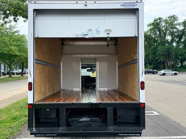 2027 Ford E-350SD Base