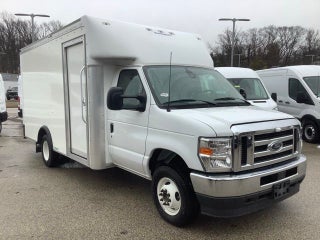 2024 Ford E-450SD Base Commercial