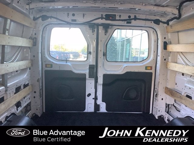 2022 Ford Transit-250 Base
