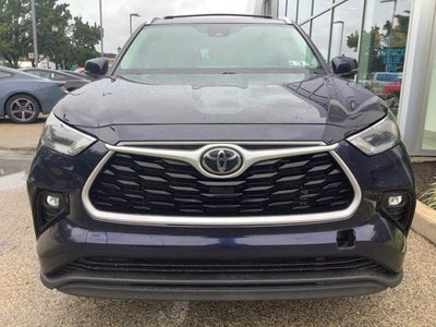 2022 Toyota Highlander XLE