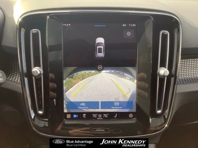 2021 Volvo XC40 Recharge Pure Electric P8