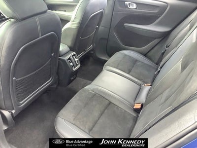 2021 Volvo XC40 Recharge Pure Electric P8