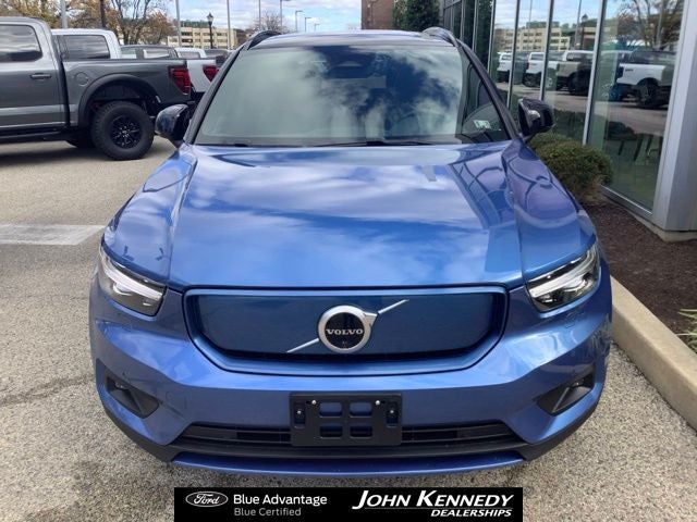 2021 Volvo XC40 Recharge Pure Electric P8