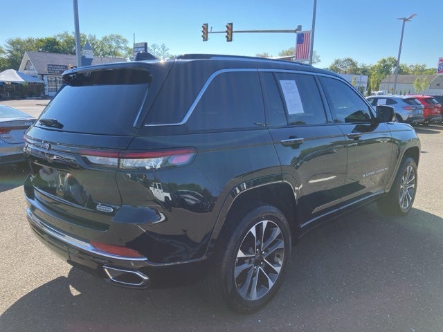 2022 Jeep Grand Cherokee Overland