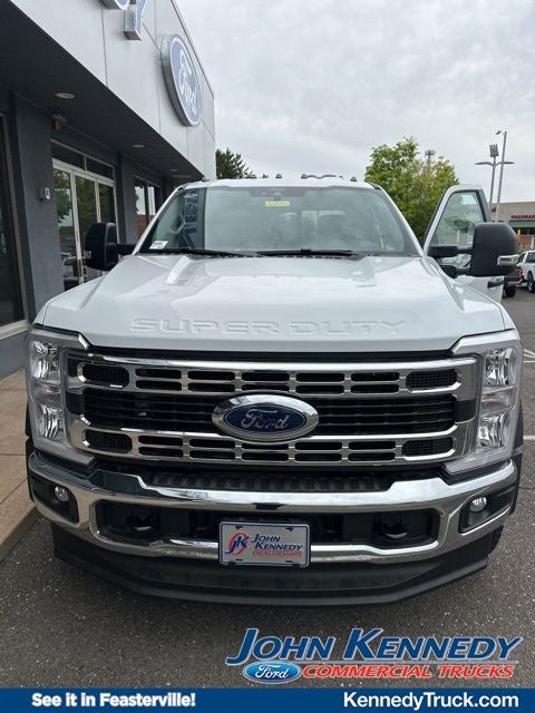 2026 Ford F-550SD XL Chassis Commercial