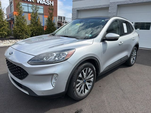 2020 Ford Escape Hybrid Titanium