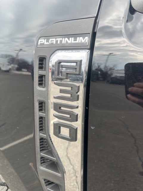 2026 Ford F-350SD Platinum Pickup