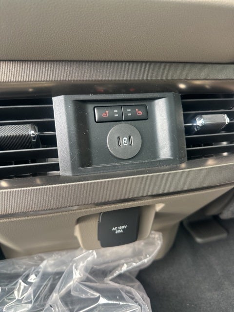 2026 Ford F-350SD Platinum Pickup