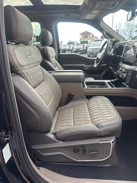 2026 Ford F-350SD Platinum Pickup