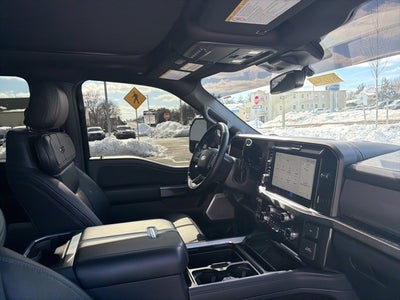 2025 Ford F-350SD Platinum