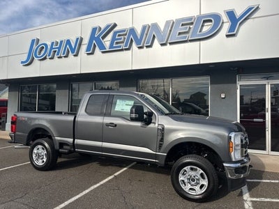 2026 Ford F-350SD XLT Pickup