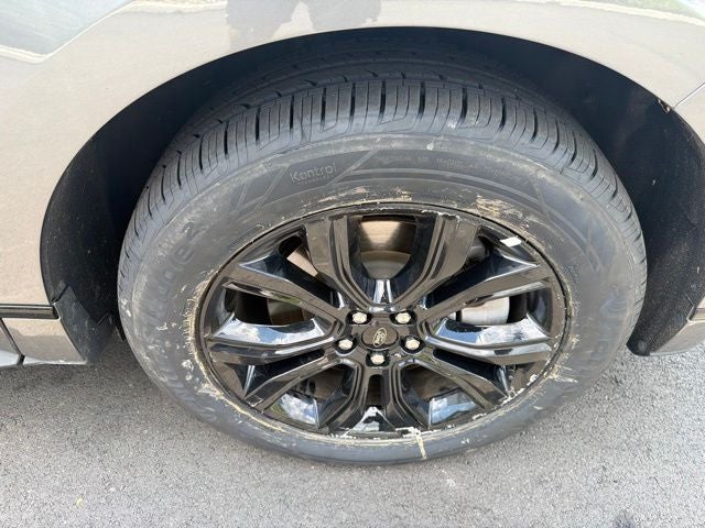 2024 Ford Edge SE