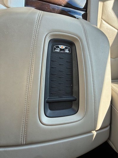 2017 Cadillac Escalade ESV Luxury