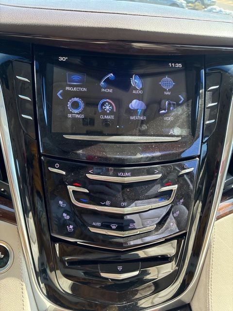 2017 Cadillac Escalade ESV Luxury