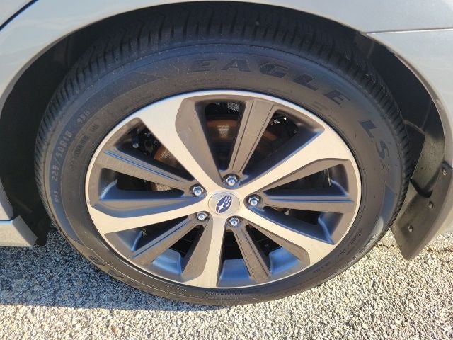 2017 Subaru Legacy 3.6R Limited