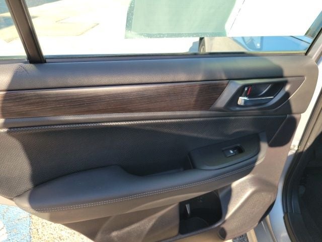 2017 Subaru Legacy 3.6R Limited