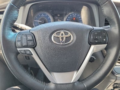 2017 Toyota Sienna XLE Premium 7 Passenger