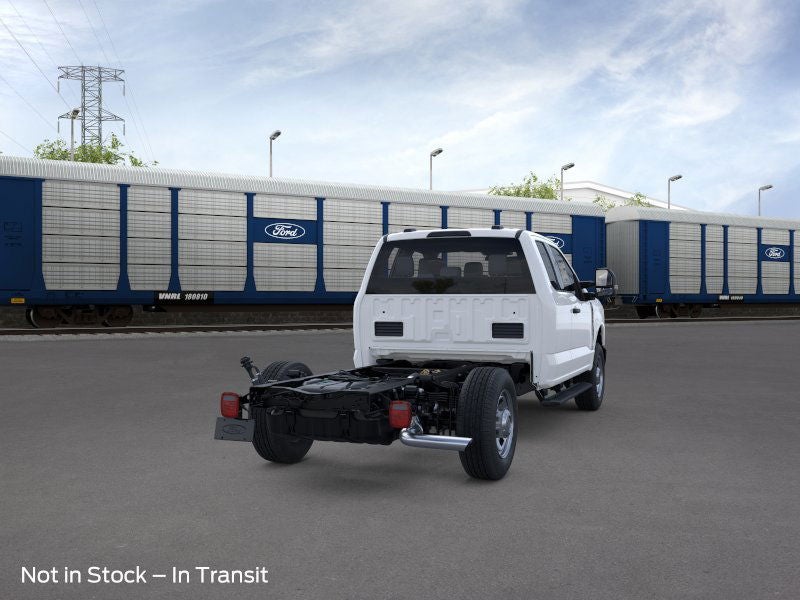 2026 Ford Chassis Cab F-350® XL