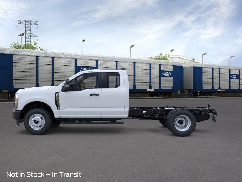 2026 Ford Chassis Cab F-350® XL