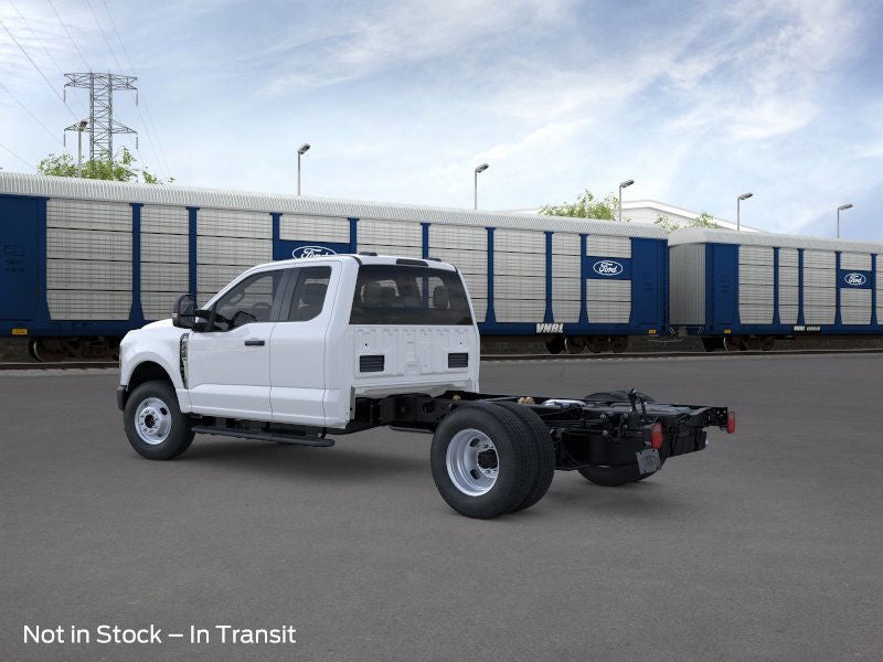 2026 Ford Chassis Cab F-350® XL