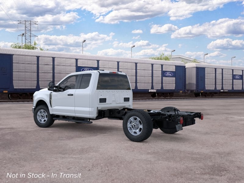 2026 Ford Chassis Cab F-350® XLT