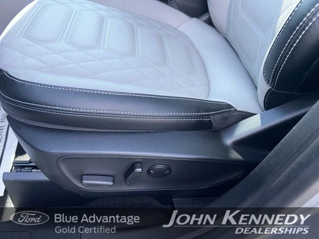 2024 Ford Escape Plug-In Hybrid Base