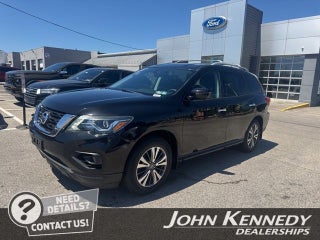 2017 Nissan Pathfinder SL
