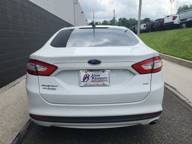 2015 Ford Fusion SE