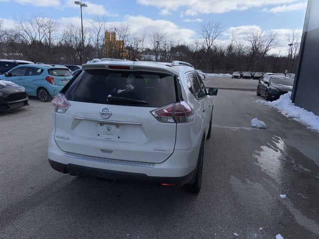 2016 Nissan Rogue SL