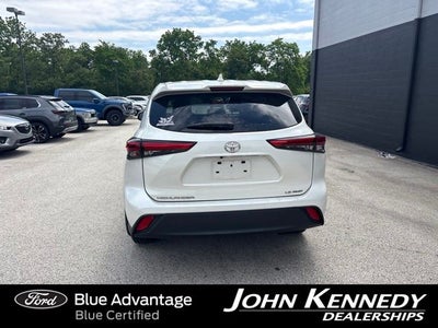 2021 Toyota Highlander LE