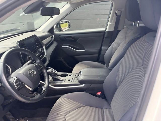 2021 Toyota Highlander LE